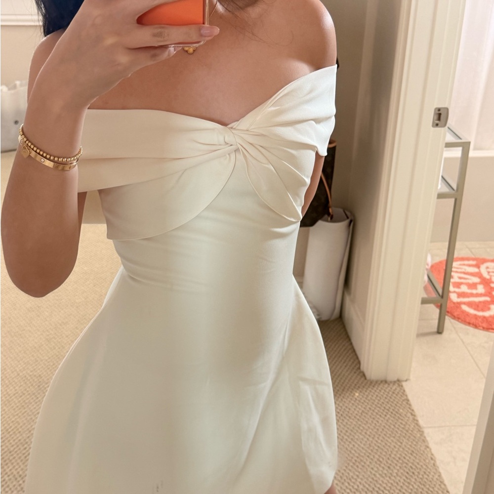 Off-Shoulder White Twist-Front Women’s Dress